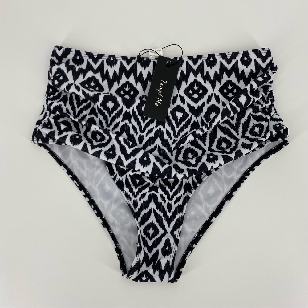 NWT Tempt Me Black & White Geometric Design High Waist Bikini Bottoms Size M